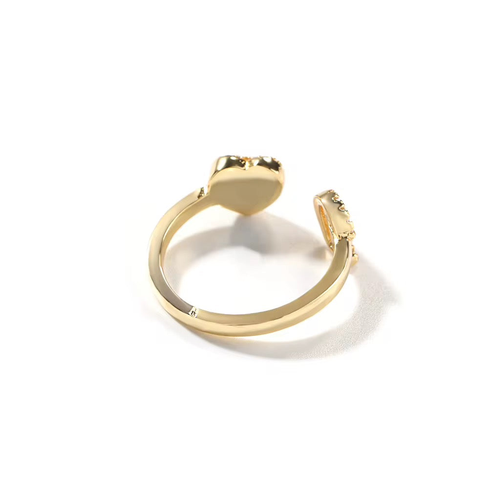 LETTER HEART RING